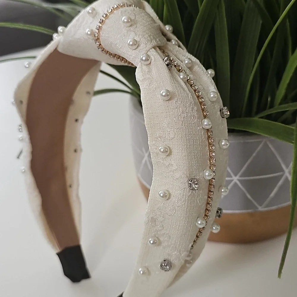 NWOT Top Knot Elegant Cream Pearl Bridal Headband